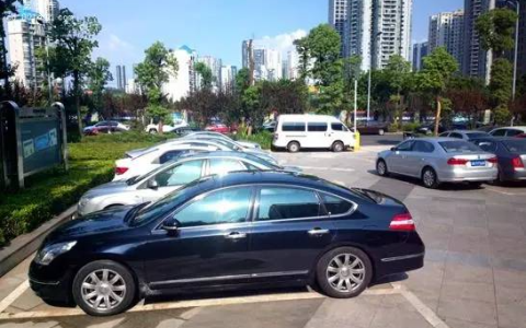 车内哪些东西含有甲醛？汽车内甲醛是从哪里释放的？